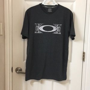 Men’s Grey Oakley crew neck t-shirt